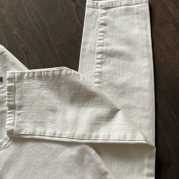 Rachel Rachel Roy, 27, White skinny jeans. - Picture 6 of 6